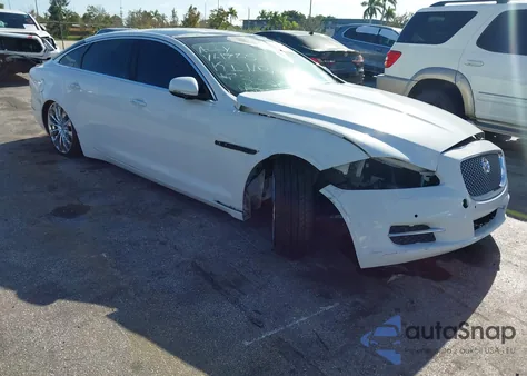 2014 Jaguar Xj Xjl Portfolio z USA, uszkodzony, nr VIN SAJWA2GZ6E8V61725